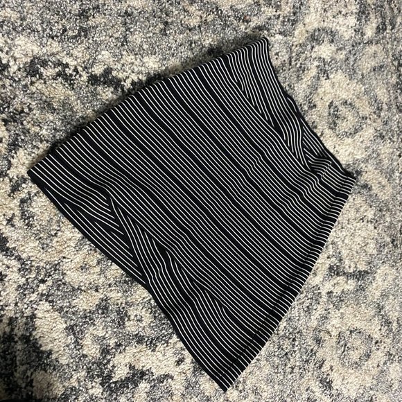 BCBG Max Azria Criss Cross Power Skirt XS - Picture 2 of 2